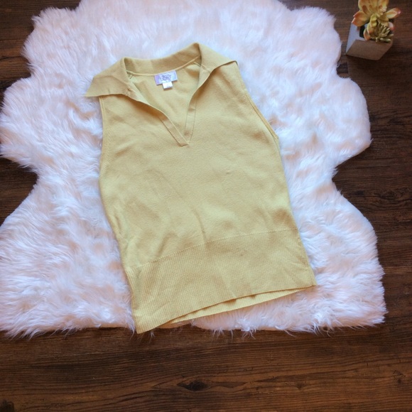 Ann Taylor Tops - Ann Taylor loft sleeveless top (Y1)
